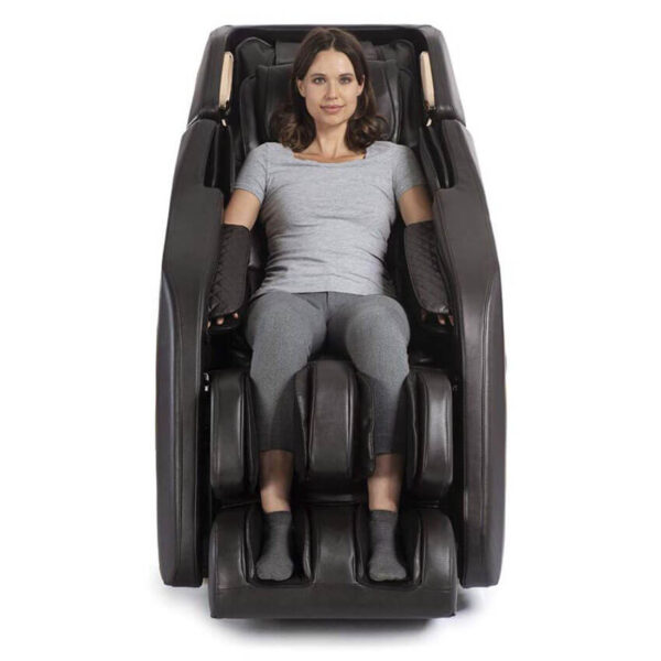 Daiwa Pegasus 2 Smart Zero Gravity L-Track Massage Chair