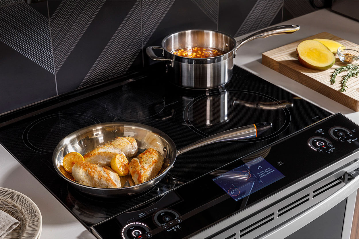 Free Heston Cue Smart Pan with Select GE Profile Induction Range